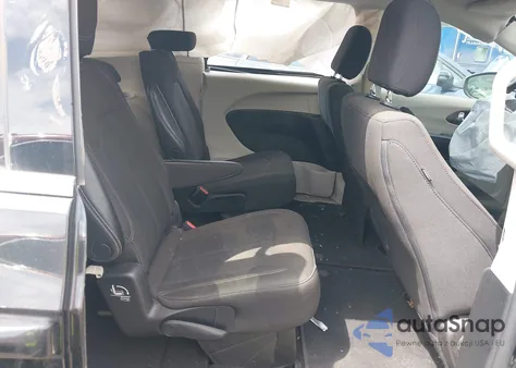 2022 Chrysler Voyager Lx z USA, uszkodzony, nr VIN 2C4RC1CG9NR126478